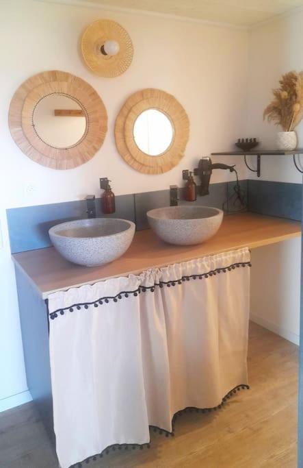 Maison 4Pers Avec Jacuzzi Privatif Couvert Proche Ocean เบรม ซูร์ แมร์ ภายนอก รูปภาพ